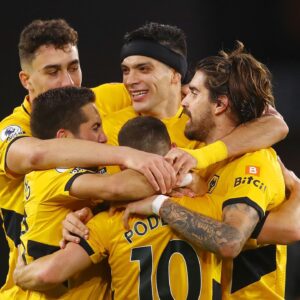 João Moutinho Instagram - Great win!!💪🏻🐺🖤🧡
