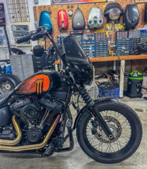 João Paulo Rodrigues Instagram - Está-se a pôr bonita pra mim. 🤭🏍️
#harleydavidson #streetbob #motorcycle #3ferros #rider