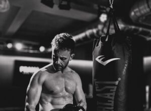 João Paulo Rodrigues Instagram - Back in Black!… 🥊🥊