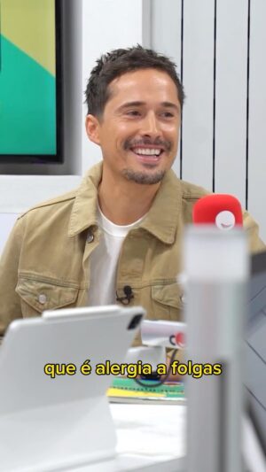João Paulo Sousa Instagram - Muito feliz por estar de volta às escolas e municípios do país com o meu livro “ISSO É PSICOLÓGICO” , datas em breve 🥇
Apresentações do livro ao vivo ➡️ helena.cunha@btw.com.pt