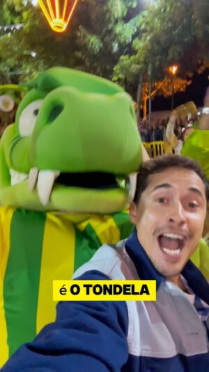 João Paulo Sousa Instagram - Missão cumprida!
1- Chegar a Tondela e comer um bom cabrito. 
2- Apresentar as Marchas de Santo António. 
3- Ver toda a gente feliz e a divertir-se. 

Agora fico com esta música na cabeça até setembro 😜

#joaopaulosousa #apresentador #sic #tondela #marchas #santoantonio #portugal🇵🇹 #festa #cdtondela