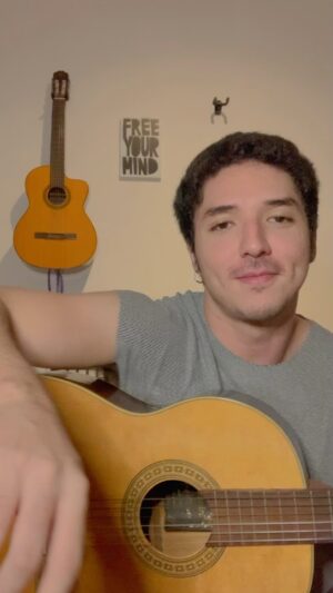 João Vitor Silva Instagram - Tô gostando desse negócio de cantar aqui hein… posso seguir???
“Comer na Mão “ - @oficialchicocesar #cover