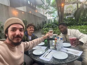 João Vitor Silva Instagram - Na moral São Paulo, desculpa qualquer coisa… meus amigos são assim mesmo…  @lollapaloozabr foi demais! @cseventos
