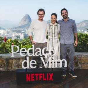 João Vitti Instagram - Hoje o céu abriu, o sol raiou e nos reencontramos nesse cenário de tirar o fôlego pra falar um pouquinho do nosso melodrama/netflix PEDAÇO DE MIM que estreia nessa sexta, 05 de julho. Pra finalizar almocei na ótima companhia desse cara incrível que é o Vlad. Evoé!!!!

👔 @marlonportugal 

@netflixbrasil  @a.fabrica.etc