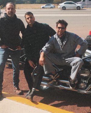 Joaquín Ferreira Instagram - De viaje, con amigos y en Harley. Que más puedo pedir?
Gracias @harleydavidsonmexico 
@alosian @antoniodelavegaofficial 🤟🏽
#roadtrip #harleydavidson #travel