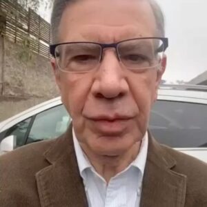 Joaquín Lavín Instagram - Ya está lista Akademiapp. Descárgala en la google play. Un superpoder para mejorar el rendimiento escolar de los niños de primero a cuarto básico.