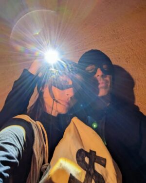 Jocelin Donahue Instagram - Happy Halloween! Lock up your jewels 💰💎🕸️🥷