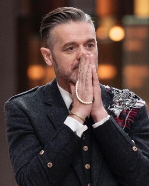 Jock Zonfrillo Instagram - What a gorgeous man, alway happiest in his kilt. This is the fly plaid (tartan over his shoulder) that I chose to wear to Jock’s funeral, the last one he wore. lz

(Some of the shots from the @masterchefau Grand Finale.)