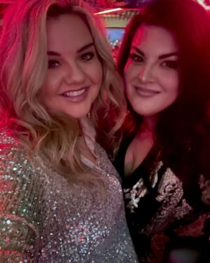 Jodie Prenger Instagram - This woman @gillywalshy that night @tnluk #bignightofmusicals both sensations! Celebrating the joy of musical theatre with this beaut equals a bloody brilliant night 🎶💃🏼💃🏼💃🏼🎶💃🏼🎶