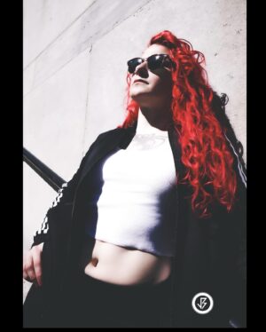 Jody Gyivicsan Instagram - Sunshine, lollipops and rainbows…
.
.
.
📸 @jorgebarbosa5 
#sunshine #rayban #summer #prowrestling #torontolife