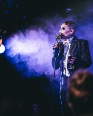Joe Black Instagram - More postcards from the @kleineskabarett Brighton stage. Next Kabarett: April 9th @komedia_brighton 
Link in bio and all that. 

📸: @deadplantzfilmandphotography 

#misterjoeblack #kleineskabarett