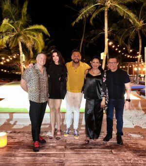 Joe Fournier Instagram - Happy New Year From My Mexican Family To Yours 🇲🇽 @octavioaltamiranom @rod_estoy_en_la_luna