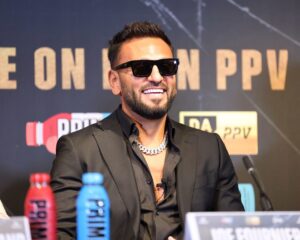 Joe Fournier Instagram - London what an incredible press conference the support was tremendous I thoroughly enjoyed myself. A special Thanks to @davidhaye who was the first person to spot my talent and putting me on my first big show back in 2016 at the O2 arena I would never be headlining Wembley without his support and guidance over the years. I know I’ll be in for a fight but I know my destiny is to be victorious in a vicious and spectacular fashion and I WILL be the new face of @misfitsboxing come May 13th live and exclusive on @daznboxing Pay Per View. Looking forward to being partners 😉 @sauerlandbros !!!