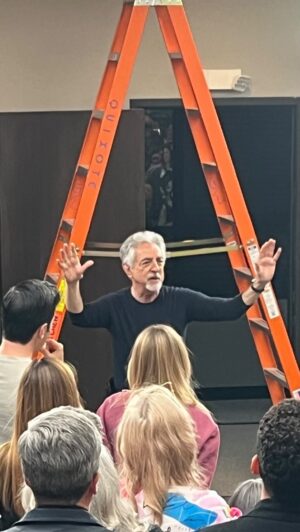 Joe Mantegna Instagram - That’s a wrap! Thank you to our incredible cast and crew for yet another unforgettable season of @criminalminds. You know who you are. 🫶🏽@paramountplus