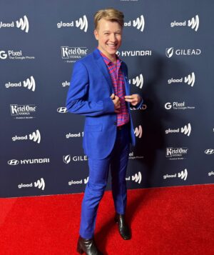 Joe Serafini Instagram - a gay old time @ the glaads! 💖
.
styled by @angelfelix24 w/ @samanthabrownstyle 💙
hmu by @yanagorcheva w/ @makeupby_flynn ❤️
