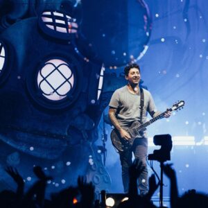 Joe Trohman Instagram - Thank you to everyone who came out to shows and sang along. 
Japan, you’re up next. 

📸 @elliottxingham