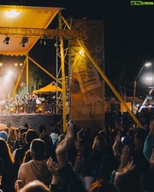 Joe Vasconcellos Instagram - #LA LIGUA 
“Expo La Ligua Emprende 2024”, Recinto Ferial El Rayado, 20.1.24

📸 @benja.monrroy 

#joevasconcellos #musicachilena #concierto #envivo #verano2024 #aysbass