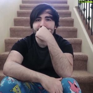 Joedat Esfahani Instagram - With great stairs comes great responsibility.
