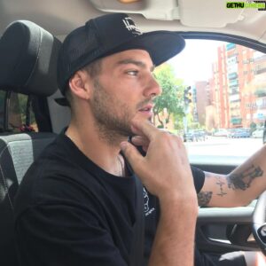 Joel Bosqued Instagram - Parkineo
