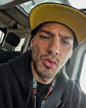 Joel Bosqued Instagram - Hazte un selfie !  Cebolletas en vinagre  ricas ricas .