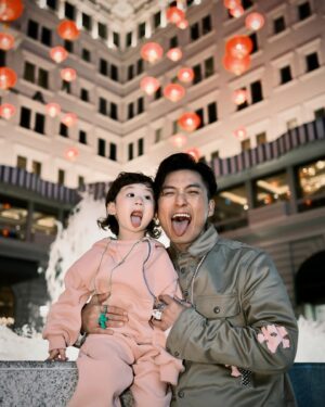Joel Chan Instagram - 祝大家元宵節快樂💜🧧🐉🩷
#元宵節 #正月十五