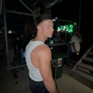 Joel Corry Instagram - MACEDONIA what a great experience 🇲🇰
My first time visiting & made some fun memories!!
Crowd was rocking…thanks for having me @dfestival.dojran
Slide 7 going back in time crossing the border in Greece 😂
📸 @william.ldn
