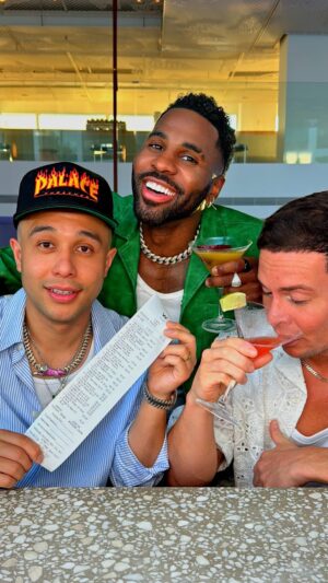 Joel Corry Instagram - How it feels on a night out in Ibiza @jaxjones @joelcorry @jasonderulo