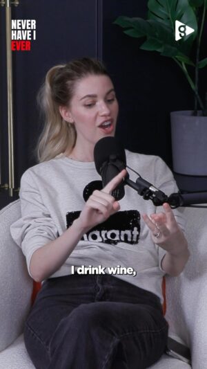 Joel Dommett Instagram - Define Hobby? 🍷☕️🛍️🧘🏼‍♀️

New @nevereverpod out today! ❤️