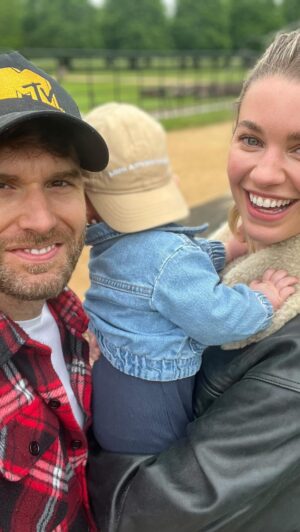 Joel Dommett Instagram - HAPPY BIRTHDAY TO MY FIRST BORN @joeldommett 🎈🎈🎈 thank you for keeping us entertained CONSTANTLY. 

We love you weirdo