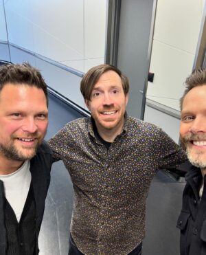 Joel McHale Instagram - Wow. Sheesh….wow. Not that it’s any secret at all but go see this man absolutely kill it and the killers-row that joins him. It’s really something to say see. (Lachlan and Nick I’m sorry that I didn’t get a photo with you guys. Apologies! Next time!) #natebargatze Thanks Ravi and Michael for making this happen. And shout out to #neworder