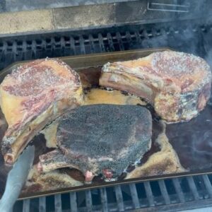 Joel McHale Instagram - We live in the golden age of….STEAK. (Just don’t screw it up) #steak #crowdcow #knifemodernsteak #aplsteak #meat #harcorecarnivore #finexcookware #buckheadbutchershop