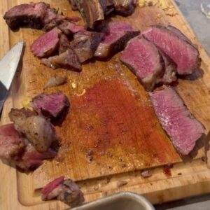 Joel McHale Instagram - We live in the golden age of….STEAK. (Just don’t screw it up) #steak #crowdcow #knifemodernsteak #aplsteak #meat #harcorecarnivore #finexcookware #buckheadbutchershop