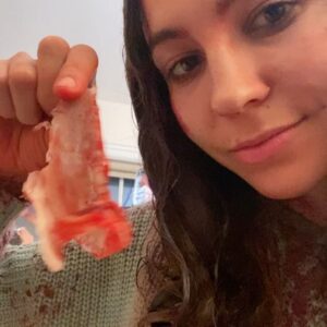 Joelle Farrow Instagram - In honour of Here For Blood premiering last night at the @tadfilmfest here’s some bloody BTS 🩸😈

Had so much fun with this incredible team @hereforblood