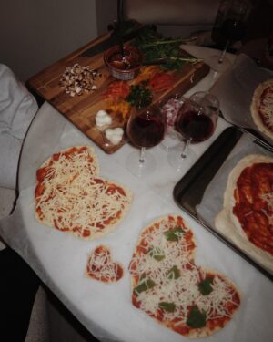 Joelle Farrow Instagram - feb fun 💌🖤🌹🍕