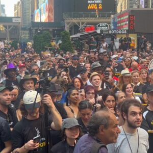 Joely Fisher Instagram - Thank you to my family in NYC, my friends who sheltered me, entertained me, fed my soul. And to my fellow actors and union siblings …to my comrades in sister unions who continue to fight for all our creative and economic Justice. Thank you. This strike is for the very soul of our industry of creatives, craftsmen,collaborators and storytellers. Waiting with bated breath to get back to the table and continue the fight for the very existence of our craft.  #timessquare #rally #sagaftrastrong #sagaftrastrike #union #solidarity #holdtheline #fairness #justice #siblings #family #madamesecretary