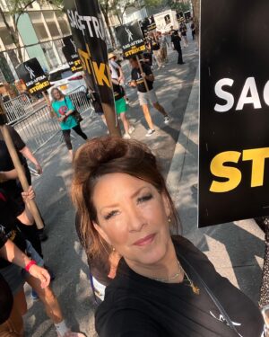 Joely Fisher Instagram - Swipe through week one. Photo number one (midnight July 13,2023)There is no joy in calling for a strike. We negotiated, deliberated and agonized. The difference of what they(the AMPTP) had to offer and the fair and just contract we deserved and fairly bargained for was too immense to consider. The 160k people I feel responsible for…I pray(I’ve been doing that lately) will thank us for later(hopefully sooner) Until the time we are invited back to the table in earnest…not “uncivilized” not “unreasonable” not “greedy” …. WE STRIKE!!!
#sagaftrastrong #sagaftrastrike #madamesecretary #uncivilized #union #solidarity #holdtheline #netflixnochill #strike #actor #strikeapose #normarae