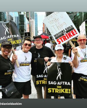 Joely Fisher Instagram - Swipe through week one. Photo number one (midnight July 13,2023)There is no joy in calling for a strike. We negotiated, deliberated and agonized. The difference of what they(the AMPTP) had to offer and the fair and just contract we deserved and fairly bargained for was too immense to consider. The 160k people I feel responsible for…I pray(I’ve been doing that lately) will thank us for later(hopefully sooner) Until the time we are invited back to the table in earnest…not “uncivilized” not “unreasonable” not “greedy” …. WE STRIKE!!!
#sagaftrastrong #sagaftrastrike #madamesecretary #uncivilized #union #solidarity #holdtheline #netflixnochill #strike #actor #strikeapose #normarae