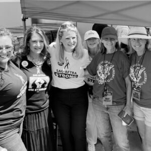 Joely Fisher Instagram - EXT Day: On strike!!! Outside the FOX LOT. The heat was overwhelming…the temperature and the temperament. I took great pride standing along side female labor giants at the #genrequeens picket line. We stand in solidarity and more unified in our philosophies/ideals/fortitude/resilience than ever before. As we enter August…know that we have your back, your front and everything in between. Check out the #stuntsfightback crew at the end!!!
#union #solidarity #sagaftrastrong #wgacontract2023 #sagaftrastrike #californiafed #labor #hotlaborsummer #hotguildsummer #lafed #aflcio #stunt #bikerlife #logo #lizshuler #actors #writers