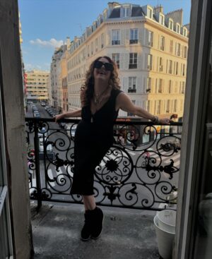 Joely Fisher Instagram - NO FILTER IN FRANCE!!! For the first time in 28 years I woke up with no children under my roof. All 5 are surthiving and finding their way in the world. So there was I…both melancholy and liberated. Selfless and selfish and spontaneously, I accepted an invitation to stay with a friend in one of my favorite cities in the world. I attended La Sorbonne many years ago(very many) so my French was rusty when I landed. Yesterday my Uber driver mistook me for a local and wanted to take me dancing. Led 2 late night union meetings and got to show True a bit of Paris. Now all parts of my heart are walking outside my body in all corners on the world. This week I will relish the light how it changes, the fragrance of Paris, walking on bridges and losing myself down tiny quaint alleys.i will of course report back with words and images…so it’s almost as if you’re here with me🫦. #paris #joelyinparis #france #parisienne #jetset #localsonly #parisisalwaysagoodidea #cityoflights #flyingsolo #tresjolie #tresjoliecoco #photography #photoshoot #maman #explore #adventure #ouioui