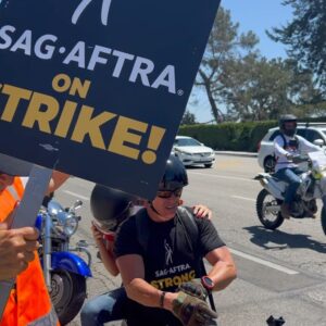 Joely Fisher Instagram - EXT Day: On strike!!! Outside the FOX LOT. The heat was overwhelming…the temperature and the temperament. I took great pride standing along side female labor giants at the #genrequeens picket line. We stand in solidarity and more unified in our philosophies/ideals/fortitude/resilience than ever before. As we enter August…know that we have your back, your front and everything in between. Check out the #stuntsfightback crew at the end!!!
#union #solidarity #sagaftrastrong #wgacontract2023 #sagaftrastrike #californiafed #labor #hotlaborsummer #hotguildsummer #lafed #aflcio #stunt #bikerlife #logo #lizshuler #actors #writers