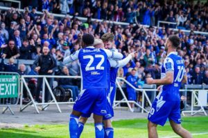 Joey Barton Instagram - The atmosphere today was fantastic @official_brfc 

Let’s make this place a Fortress now. 

Great result and team performance.

Up The Gas 💪💙👍