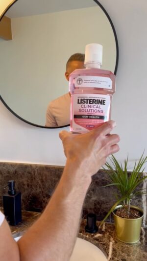 Joey Lawrence Instagram - Today’s #GRWM featuring my superpowered oral care routine thanks to my partner @listerine 🦸🏼‍♂️💥:
 
Growing up in the spotlight, I’ve always been super diligent about my oral care routine. That’s why I make sure to brush, floss and rinse twice a day. Lately, I’ve been superpowering my routine with LISTERINE Clinical Solutions. I definitely feel the WHOA when rinsing with this mouthwash #ad #ListerineClinicalSolutions