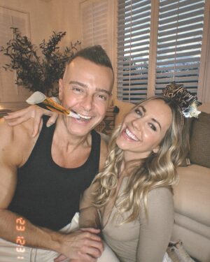 Joey Lawrence Instagram - What an amazing year 🥂🎆 #HappyNewYear #2024