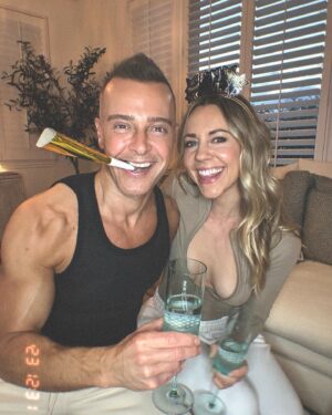 Joey Lawrence Instagram - What an amazing year 🥂🎆 #HappyNewYear #2024
