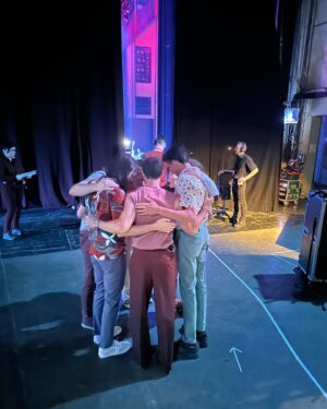 Joey Richter Instagram - G’day! We got an 🇦🇺Aussie Photo 📸 Dump 💩 Pt. 1!!

When I started this year, I had no idea I’d be going on a world tour with my partner and some of my best buds 🌎🤩🌍🤩🌏🤩 I feel INCREDIBLY lucky that @darrencriss asked @slowpez8 and I to join him for  a Los Angeles… 😯 then Mexico… 😮 and then AUSTRALIAN 😲🦘 adventure to sing some of some absolute bangers of his, other artists, and from the annals of Starkid History ⚡️🎤 

Simply put, this trip was SO fucking fun 🍻 I performed in places I thought wordsI’d perform 🎭 saw parts of the world that blew my mind 🏞️ and had a TON of laughs w/ a group of mates 😝 It just rocked!

I simply must thank all you phenomenal Aussie Starkid/Tin Can/DC fans out there who showed up and made these shows a simply unreal experience 👏😘 the love was overwhelming and thrilling! You made us feel so damn welcomed 💞 Honored to be there for our 1st (but NOT last 😎) trip down unda’!! 🙏🏼

And I MUST shout out the @michaelcasselgroup (@alex_duffy @jendangdang @nathanael_cooper_ @sophieinkster @m_cassel Jaqui!! & so many more) who were… the best people I’ve ever worked with??? 😍 More photos/kind words coming for them in the next dump 💾

And lastly, obviously, I gotta give Darren another ENORMOUS thank you for 1) being my friend 🫂 2) putting together a fuckin KILLER show 🎸 & 3) bringing so many friends on board for the trip of a lifetime ❤️‍🔥
.
.
.
#TourLife #Australia #SydneyOperaHouse #BikinginTasmania #monamuseumofoldandnewart  #tourfam #potatosonastick #backstage #starkid