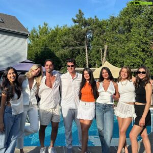 Joey Scarpellino Instagram - A magical (& quite silly) birthday weekend. Thank you 🤍🤍✨✨☀️
