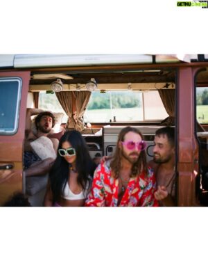 Joey Scarpellino Instagram - ✌🏼🌼✨🫶🏼🎞
