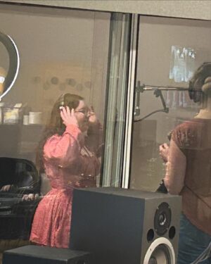 Johanna Colón Instagram - My mom told me my great grandfather wanted to be an opera singer but couldn’t due to the war. This weekend I broke generational curses by recording my first single!  I can’t wait to share more news on it with you all soon! 🫶