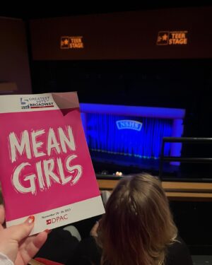 Johanna Colón Instagram - Mean girls on Broadway!! ✨