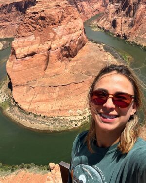 Johanna Restrepo Instagram - 🔥🔥🔥 #grandcanyon #grandcanyonnationalpark #horseshoe #trip #rv #rvlife #rvtravel #arizona #utah #nevada